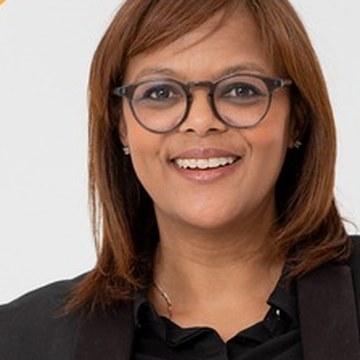 Ms Anita Carollisen